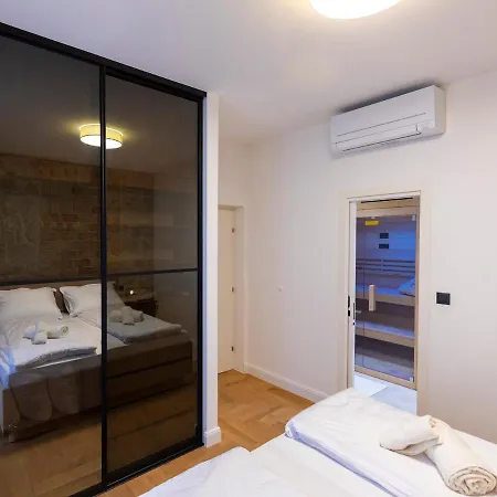 דירה Adora Luxury
