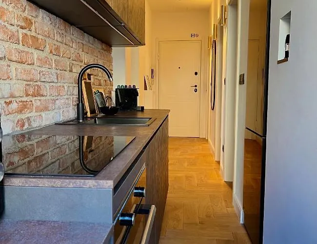 Adora Luxury * سبليت